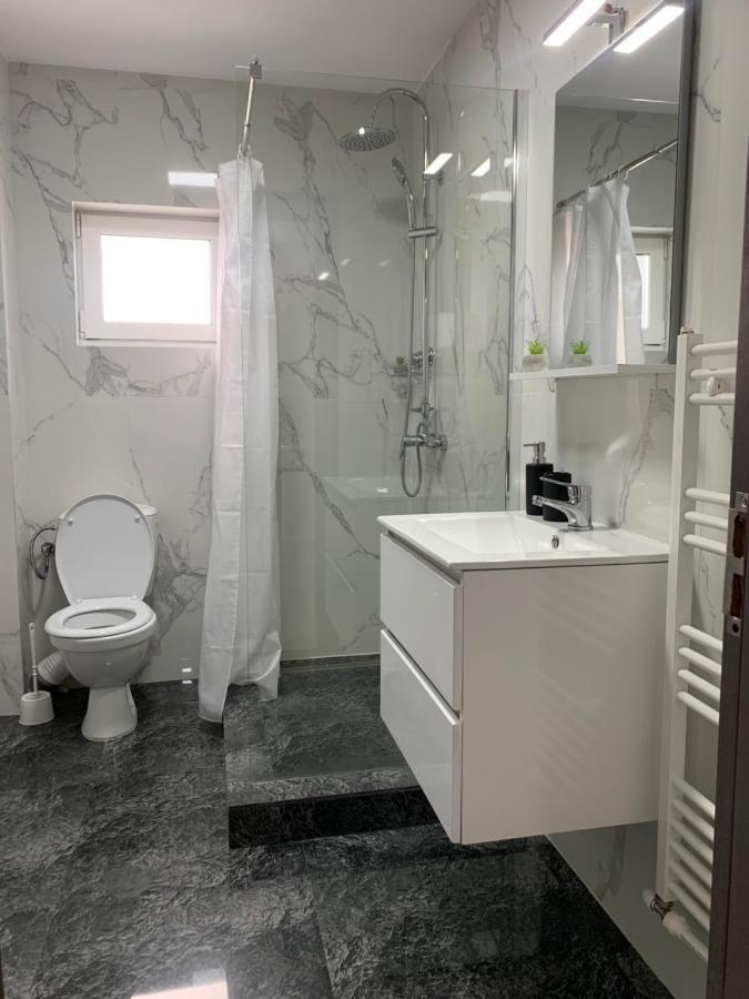Wonderland Apartment Bistriţa Εξωτερικό φωτογραφία