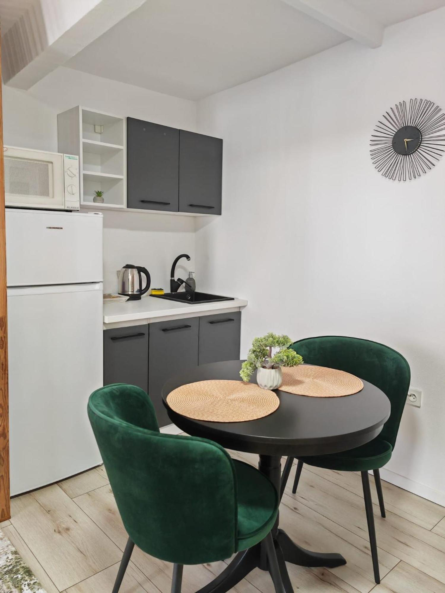 Wonderland Apartment Bistriţa Εξωτερικό φωτογραφία